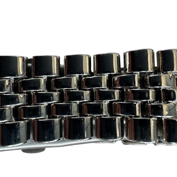 ELEGANT STAINLESS STEEL QUARTZ MOVT WATCH | NWOT, NEVER WORN, PRISTINE CONDITION - Picture 8 of 13